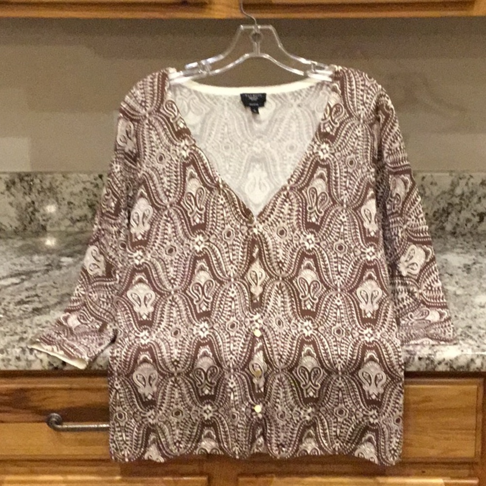 EUC. Talbots M petite lightweight cardigan